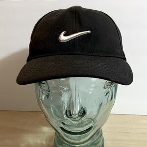 Nike Golf Dri-Fit Legacy 91 Tech Cap Hat Unisex Black White Logo Minimalist OS